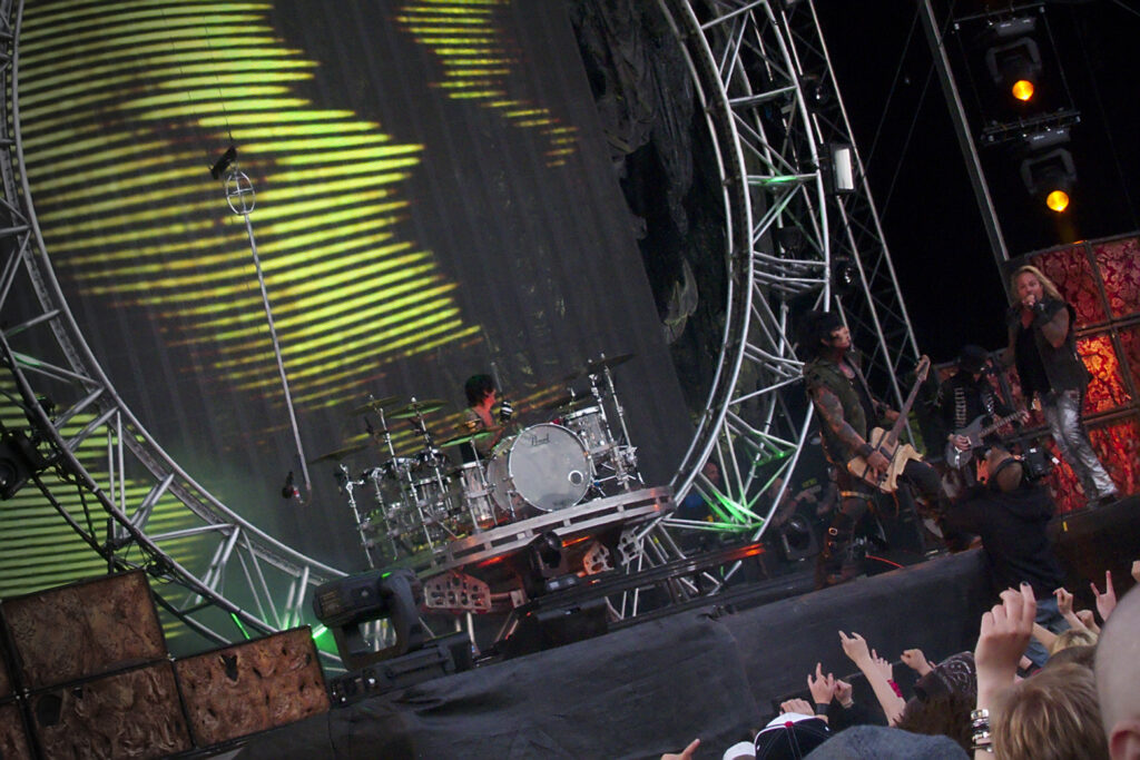 Motley-Crue_Kaisaniemenpuisto_20120607_Adrian-Perez